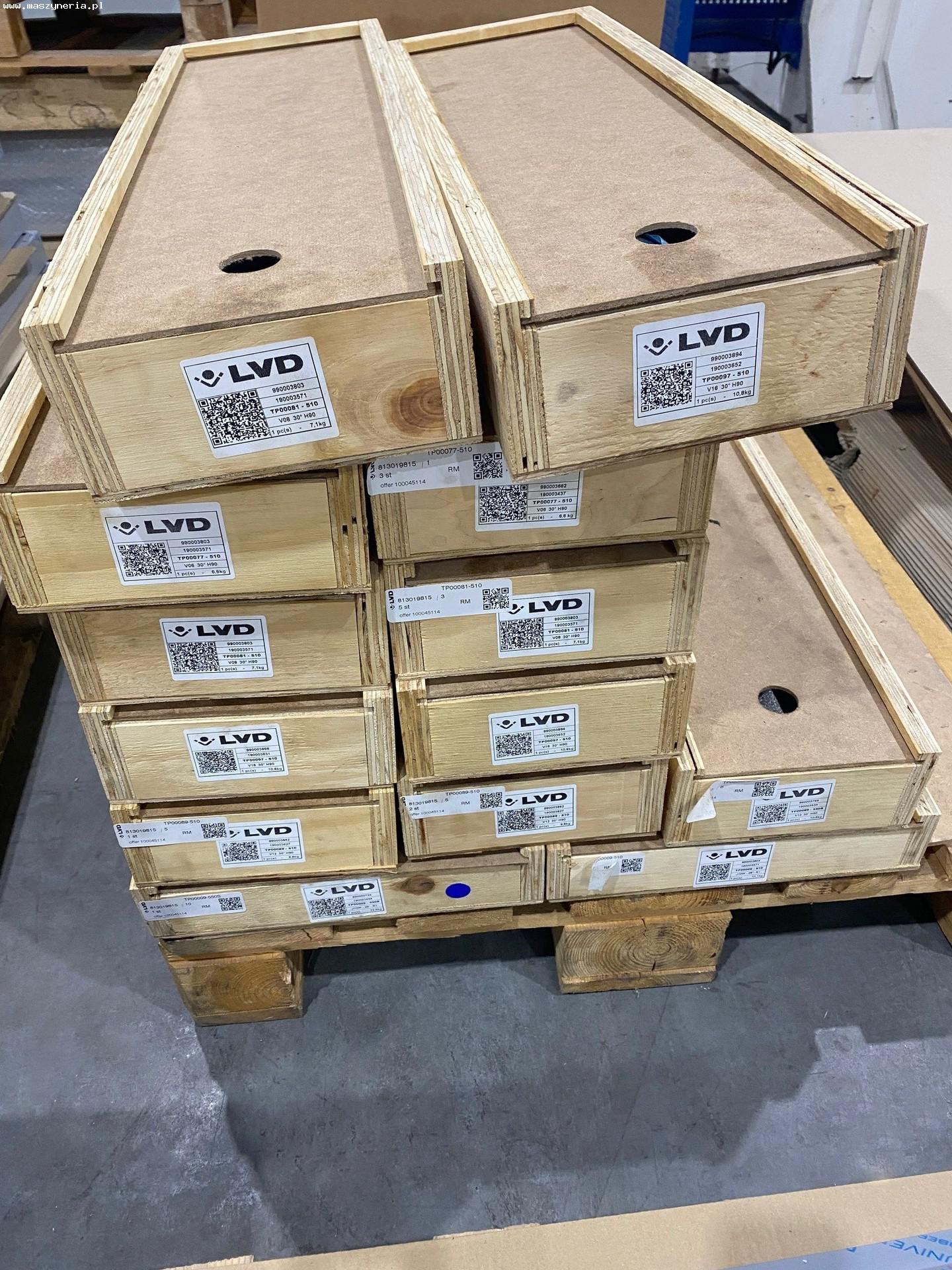 Pressa piegatrice idraulica CNC LVD PPED 135/30 in vendita - foto 5